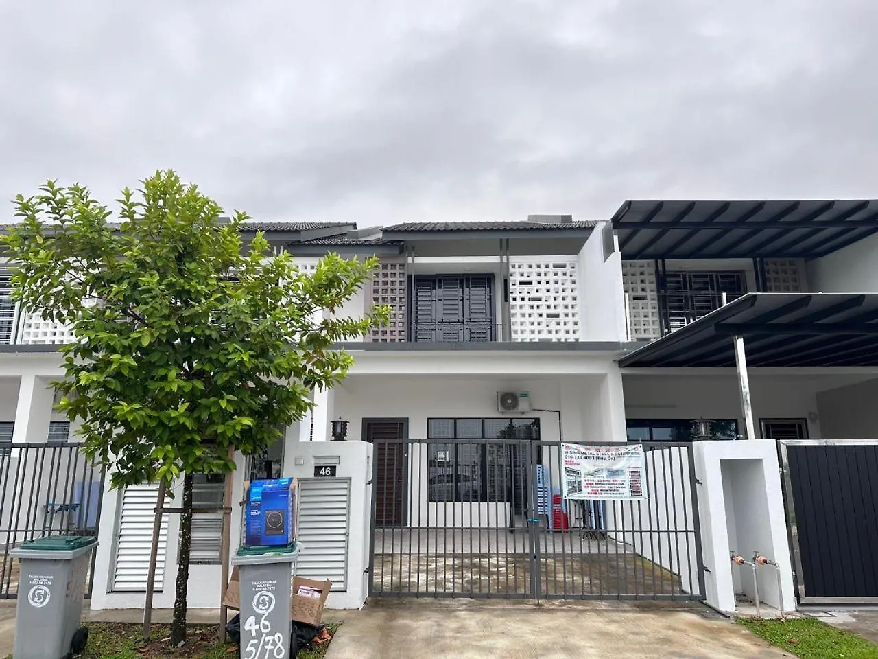 46 Crest Near Yi Jia Helixuan New Cathay Long Sing Mount Austin Restaurant Villa Johor Bahru